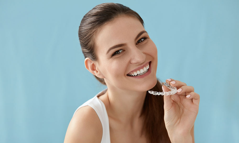 Invisalign Provider Logo