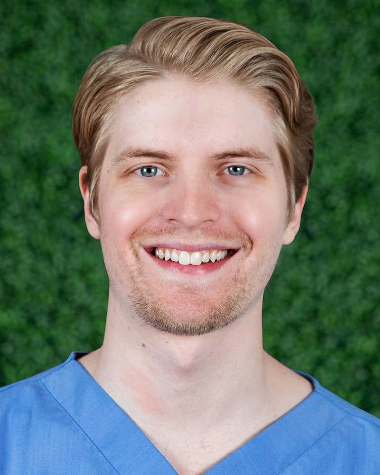 Dr. Steven Calhoun's Headshot